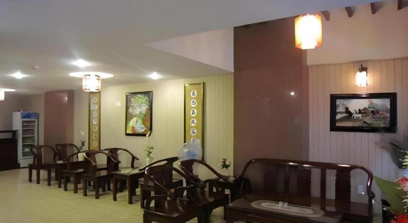 Nui Thanh Hotel Hô Chi Minh-Ville Extérieur photo