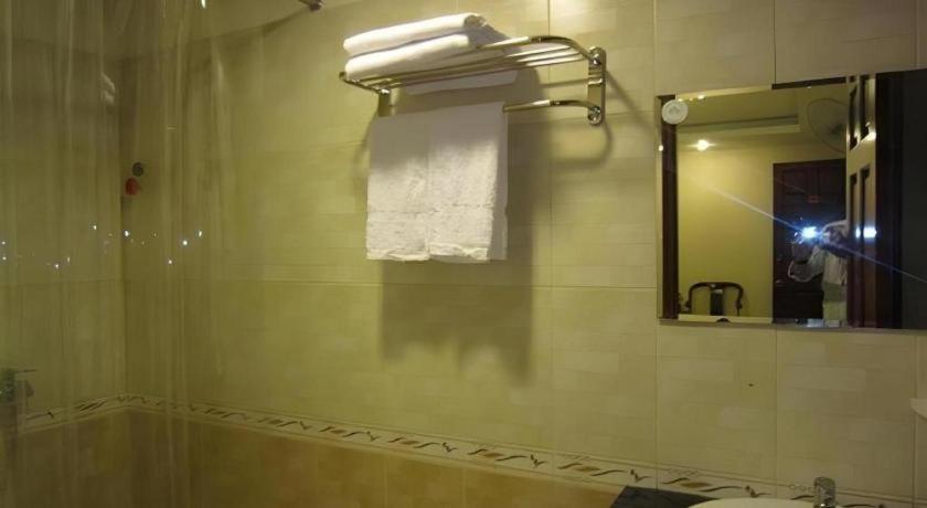 Nui Thanh Hotel Hô Chi Minh-Ville Extérieur photo